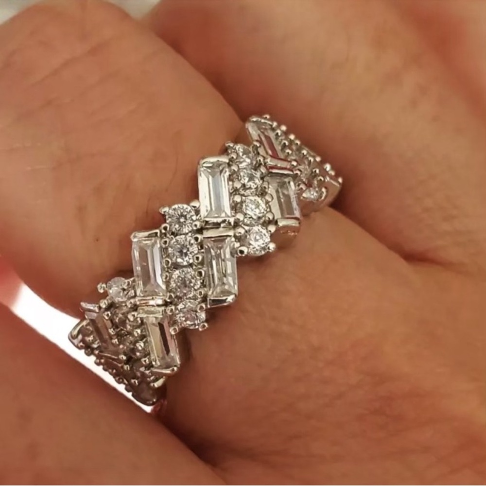 18k WG/925 Sterling Baguette/Round
Diamond Band - Picture 7 of 14